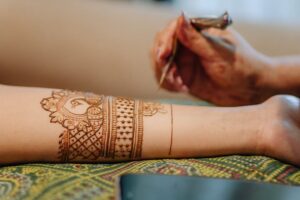 af31ce50-203c-41ff-853d-116b6b3b0a89